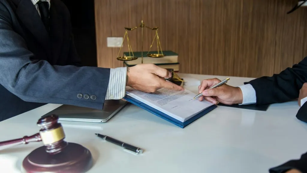 commercial lawyer
